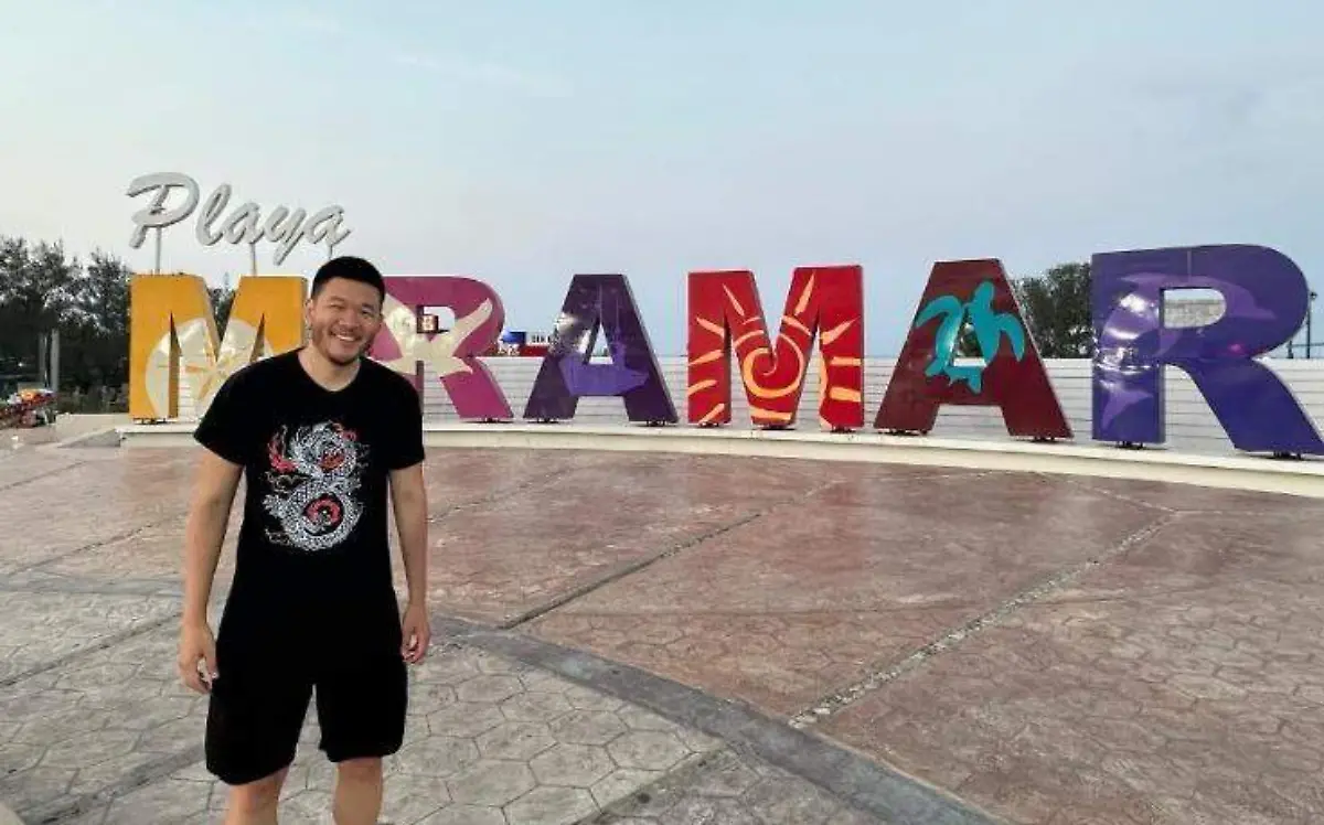 El influencer estuvo de visita en Playa Miramar, Ciudad Madero clementrcheng